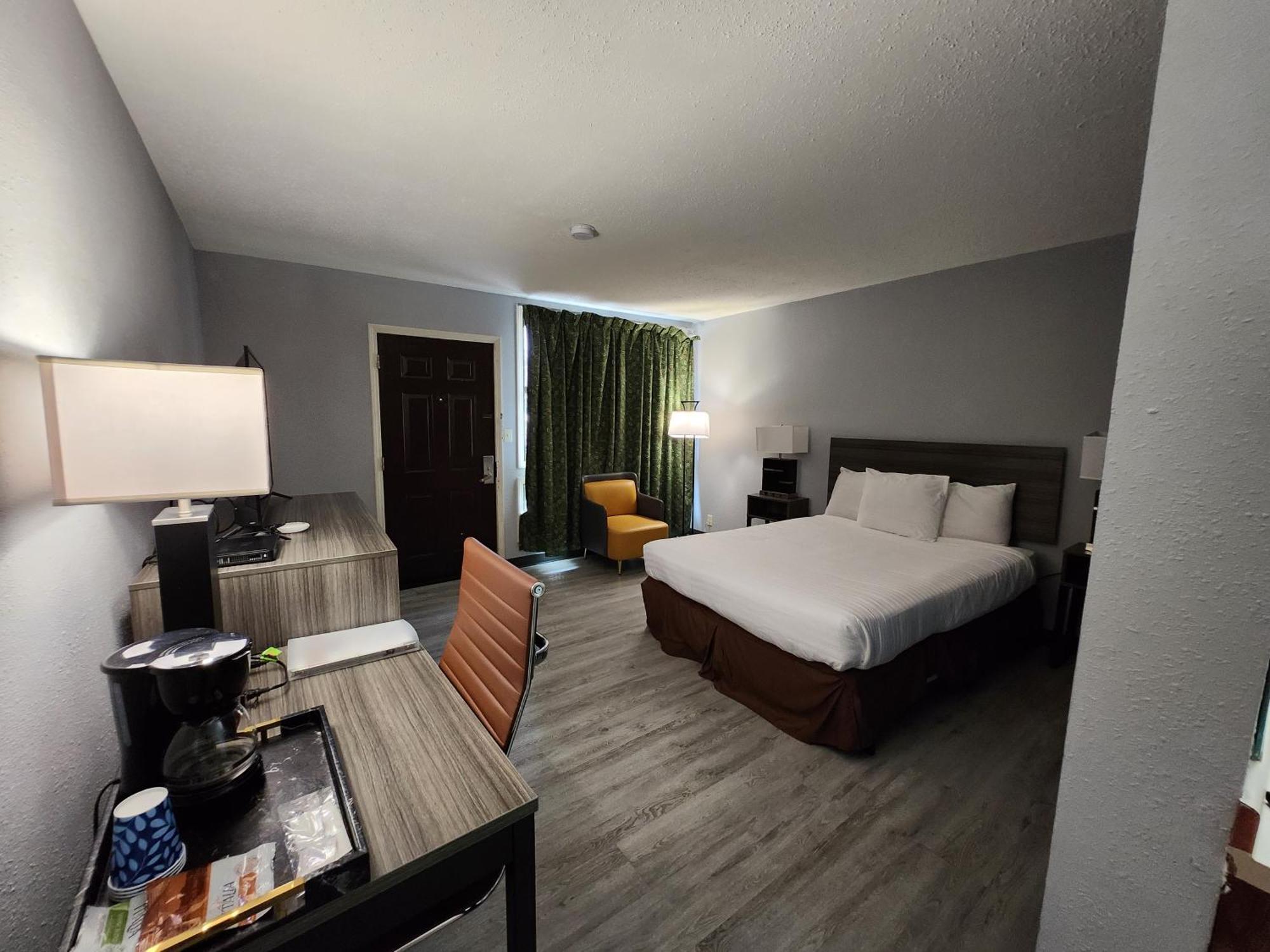 Motel Super 8 By Wyndham Hayward Wi Exterior foto