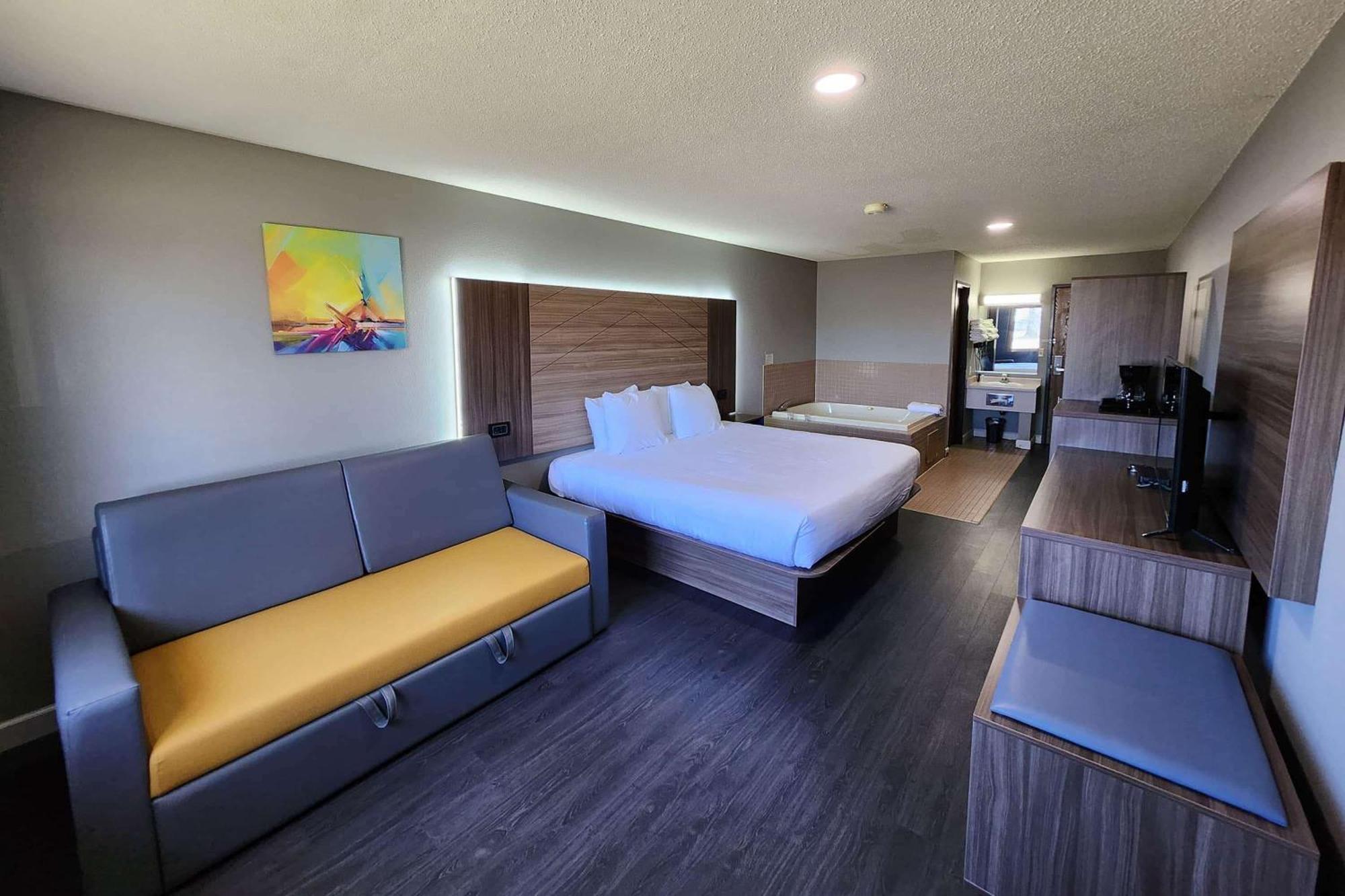 Motel Super 8 By Wyndham Hayward Wi Exterior foto
